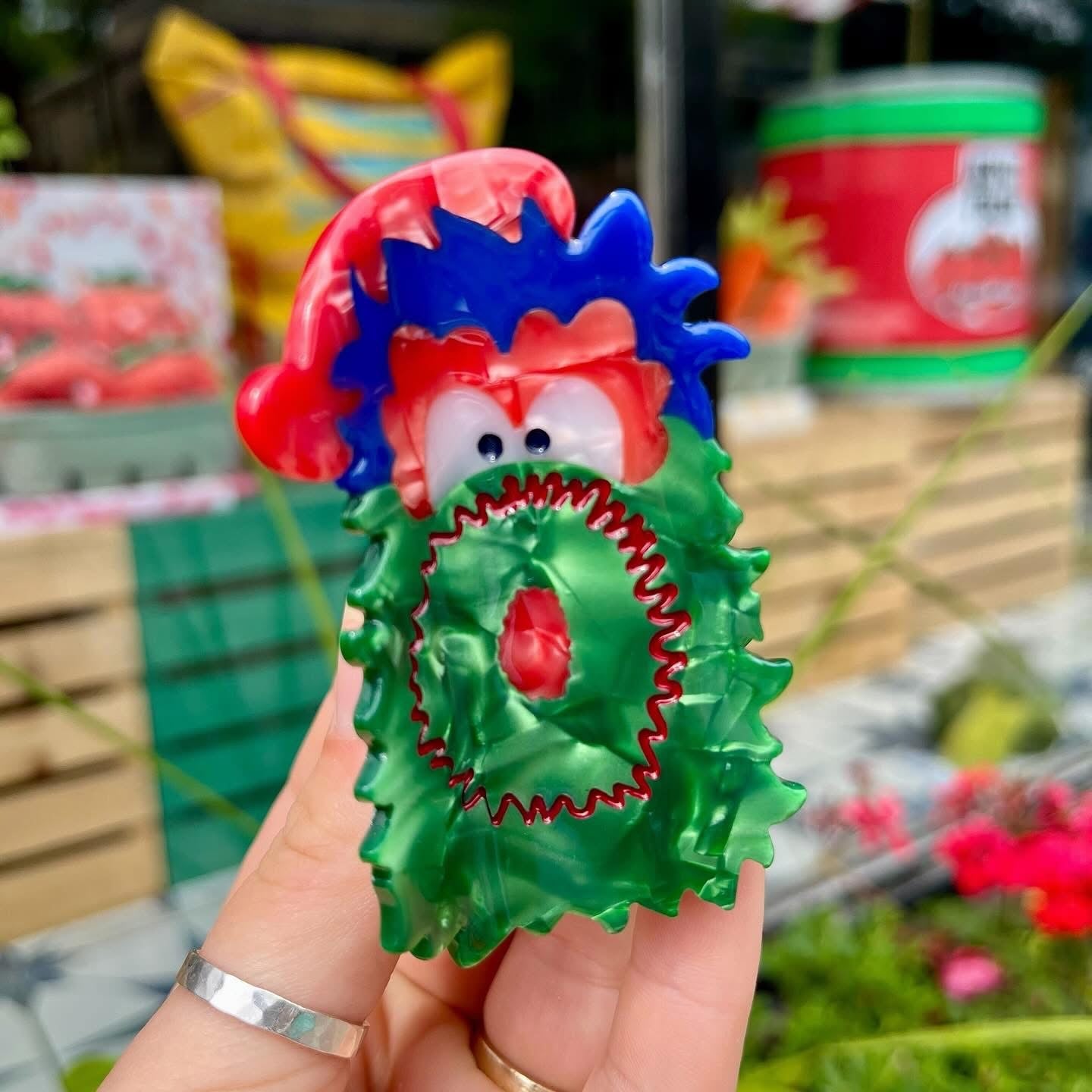 Philly Mascot Hair Claw