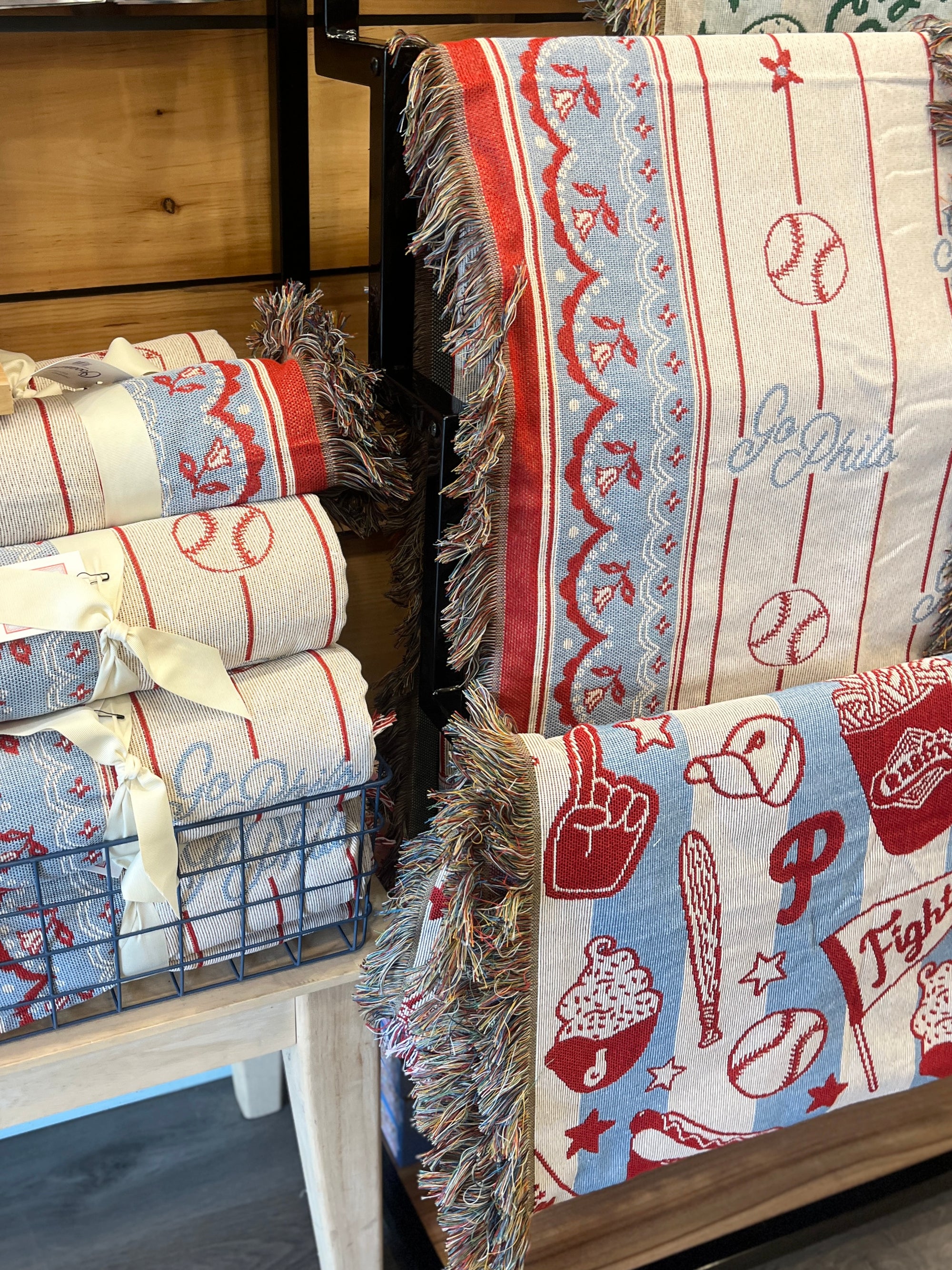 Dainty Phils Throw Blanket