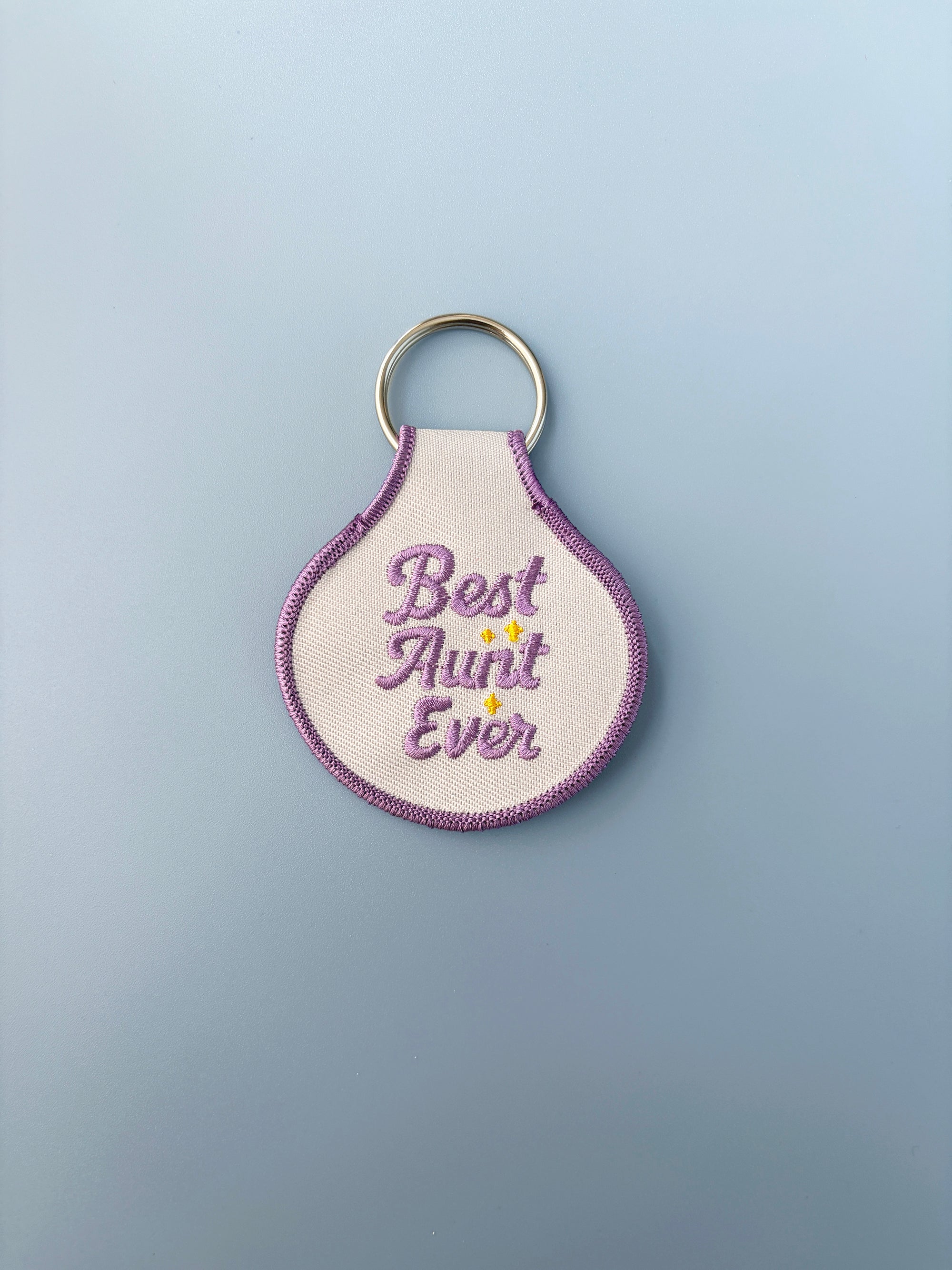 Best Aunt Ever Embroidered Keychain - Occasionette