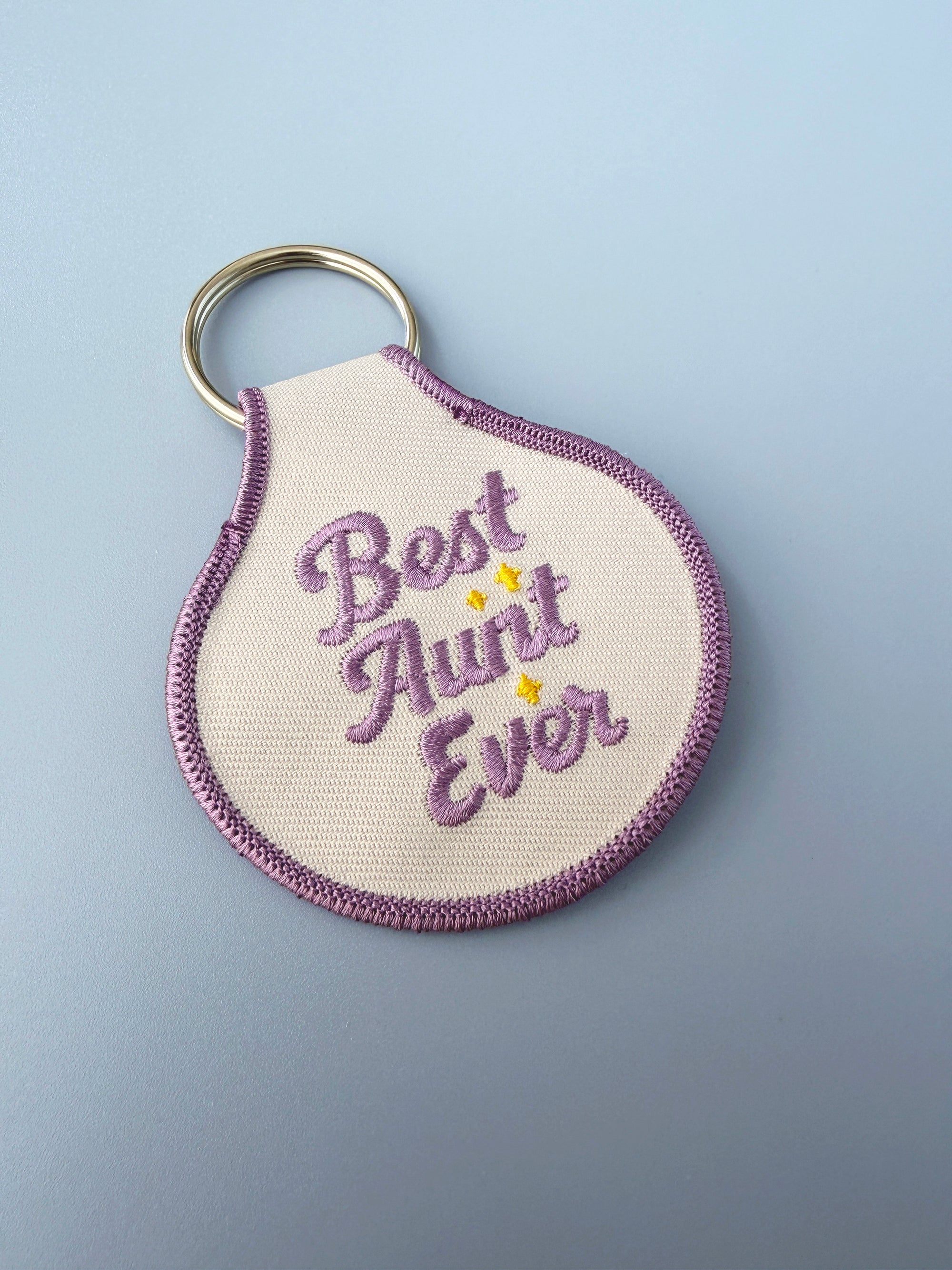 Best Aunt Ever Embroidered Keychain - Occasionette
