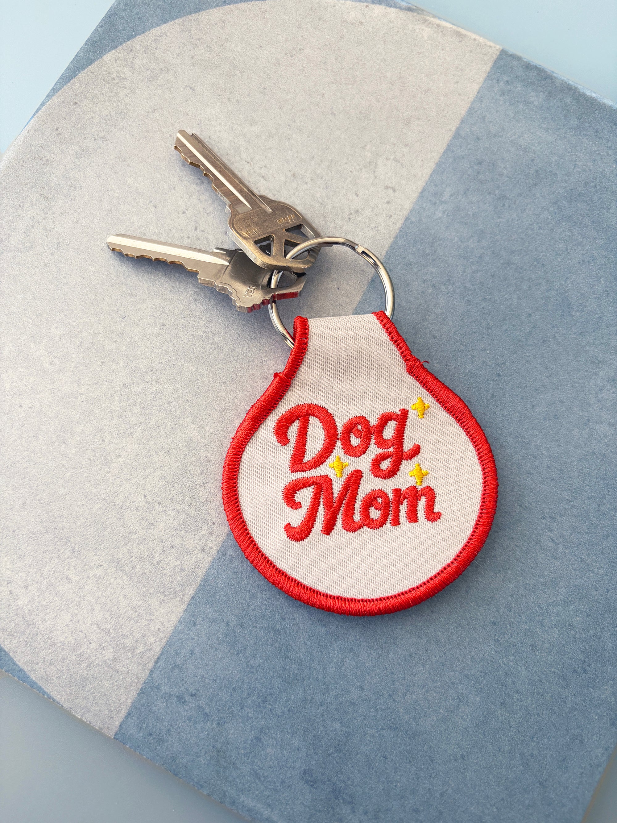Dog Mom Embroidered Keychain - Occasionette