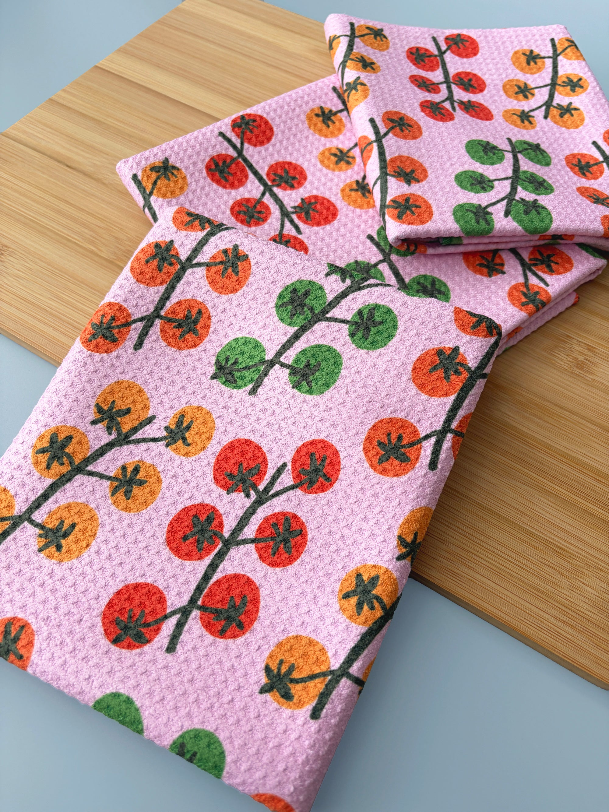 On Vine Tomato Kitchen Towel - Occasionette