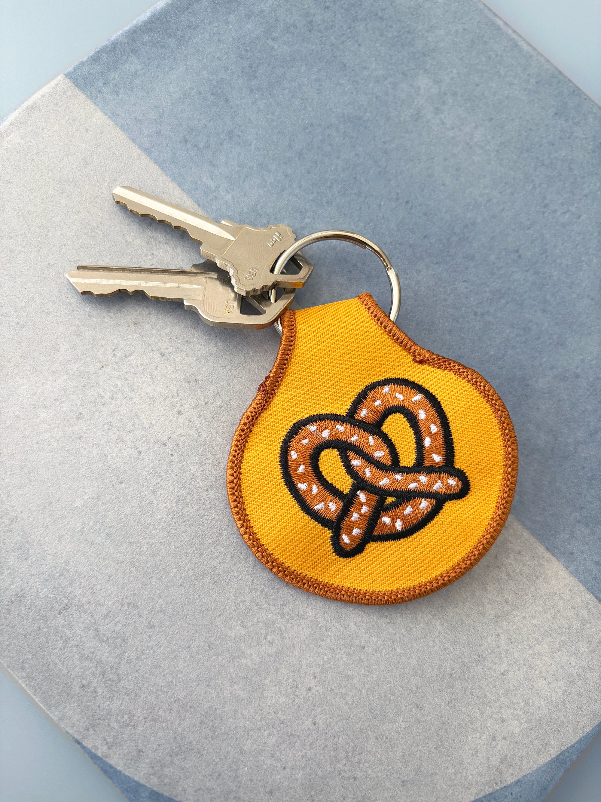 Pretzel Embroidered Keychain - Occasionette